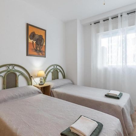Albamar Apartamento 6 Personas Con Parking Cerca De La Playa كاليبي المظهر الخارجي الصورة