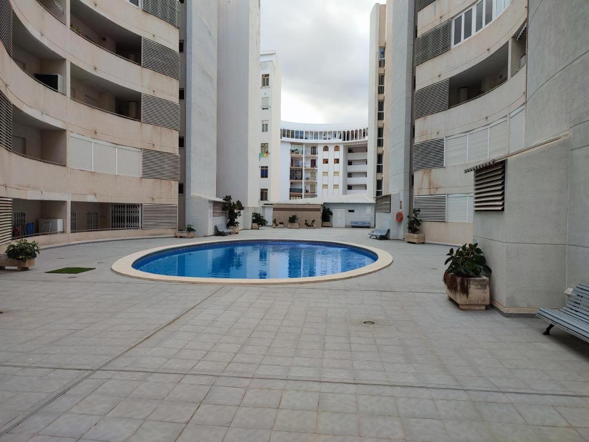 Albamar Apartamento 6 Personas Con Parking Cerca De La Playa كاليبي المظهر الخارجي الصورة