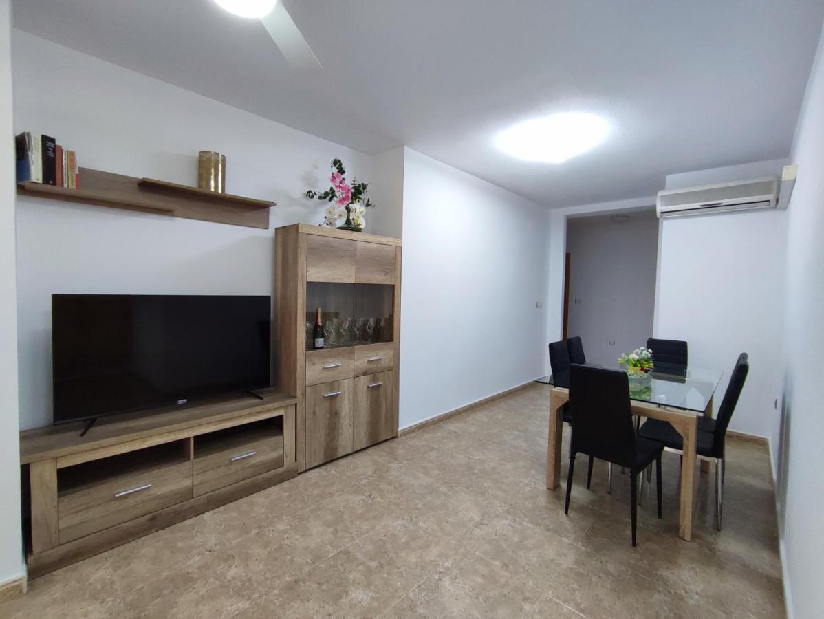 Albamar Apartamento 6 Personas Con Parking Cerca De La Playa كاليبي المظهر الخارجي الصورة