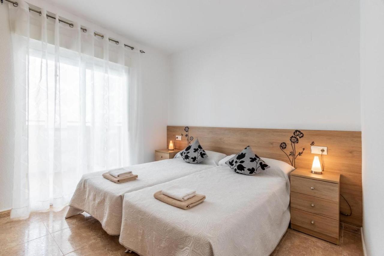 Albamar Apartamento 6 Personas Con Parking Cerca De La Playa كاليبي المظهر الخارجي الصورة