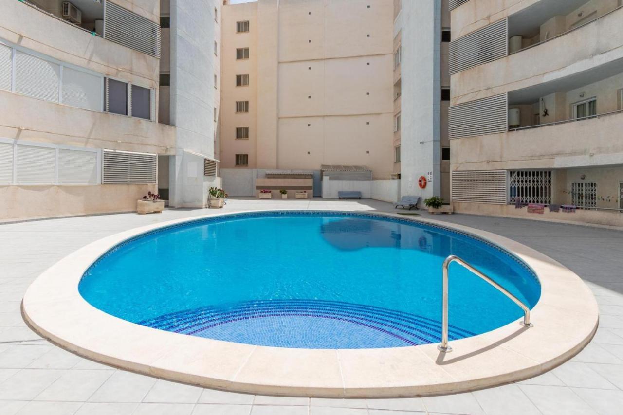 Albamar Apartamento 6 Personas Con Parking Cerca De La Playa كاليبي المظهر الخارجي الصورة