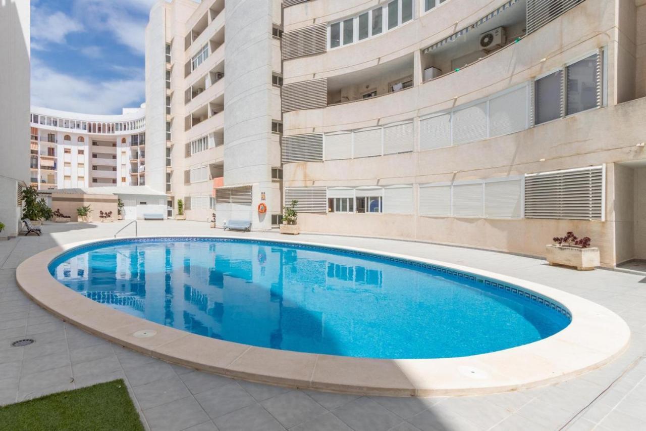 Albamar Apartamento 6 Personas Con Parking Cerca De La Playa كاليبي المظهر الخارجي الصورة